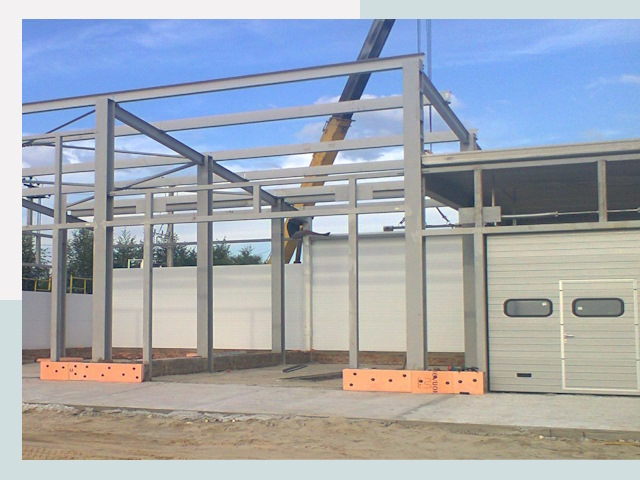 Строительство автосервисов от СтальСтрой-Блш по цене 615 руб.